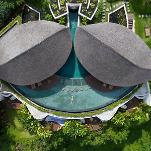 Solana Wellness Retreat